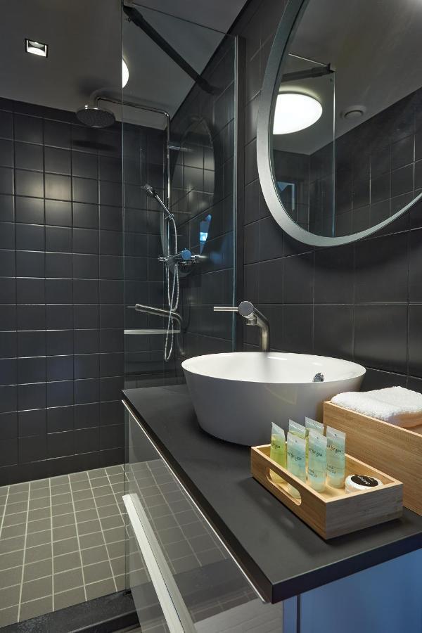 The Guest Apartments - Uilenburg 's-Hertogenbosch  Εξωτερικό φωτογραφία